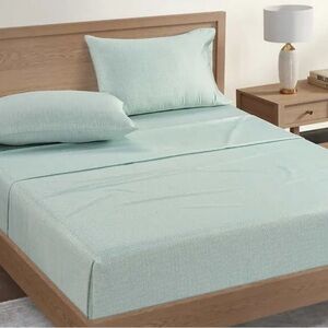 NWT Pure Earth Sheet Set Solid 4-Piece 300 Thread Count Flat Fitted Pillowcase